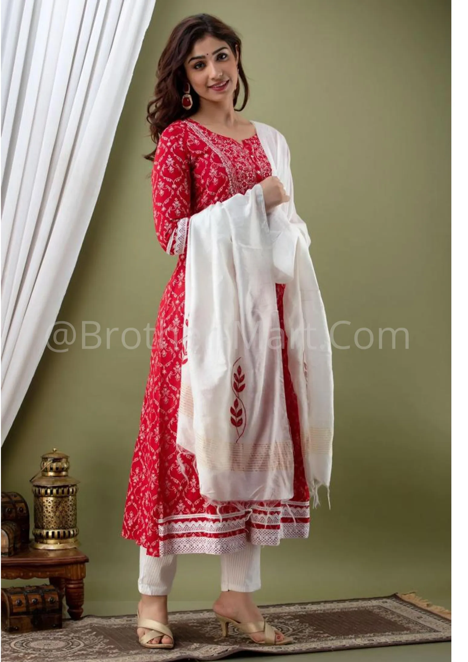 Embroidered Women Kurta Set