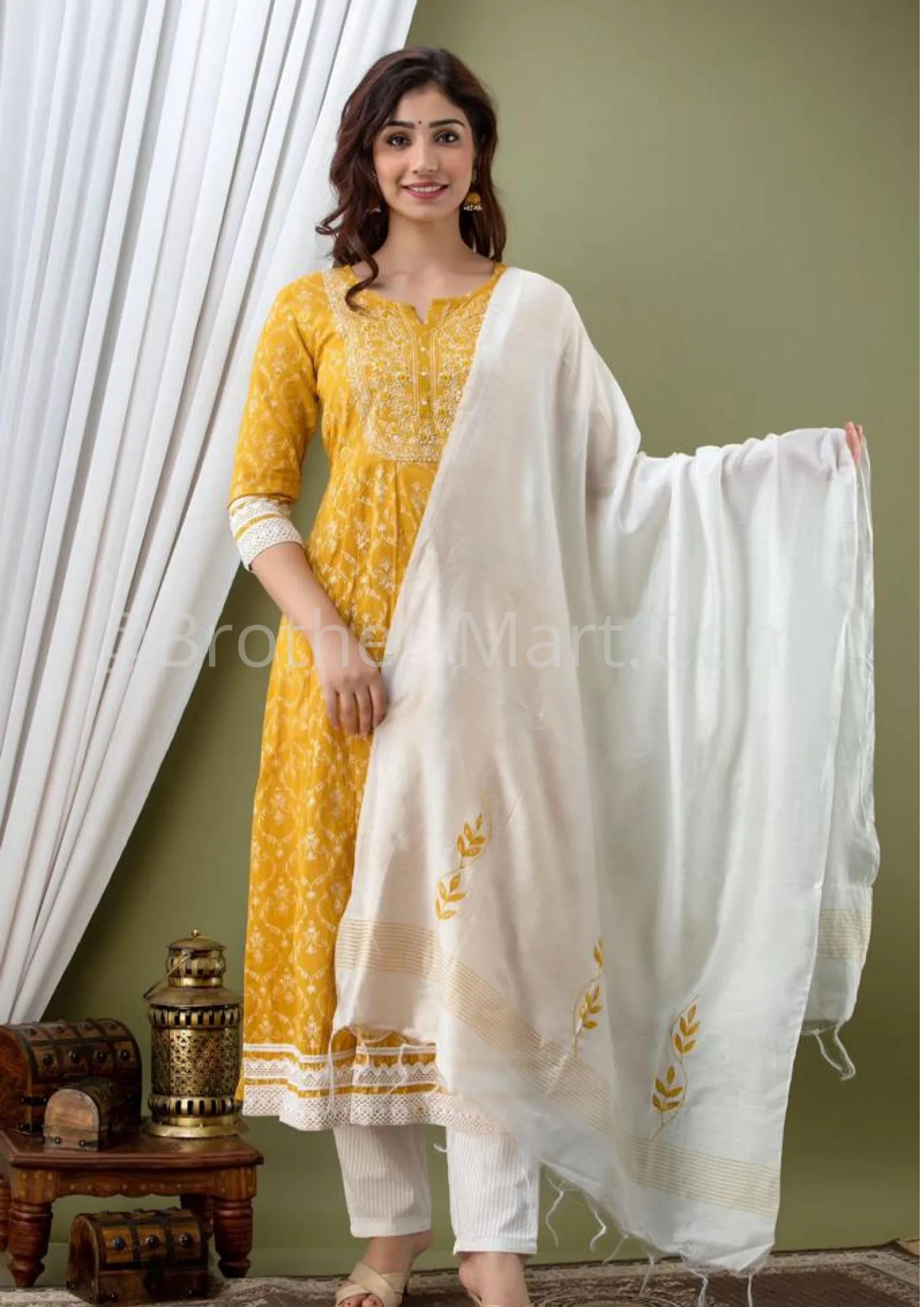 Embroidered Women Kurta Set