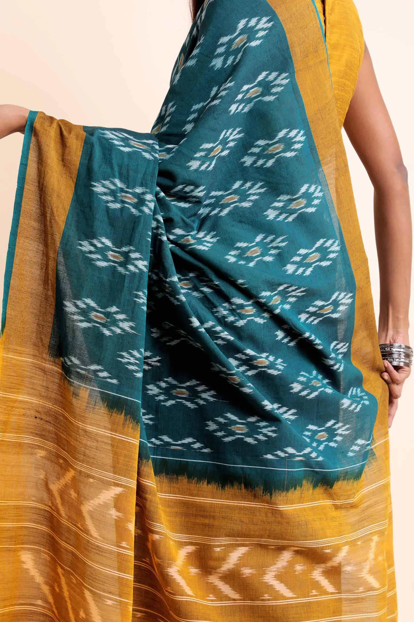 Floating Flower Pochampally Cotton Saree