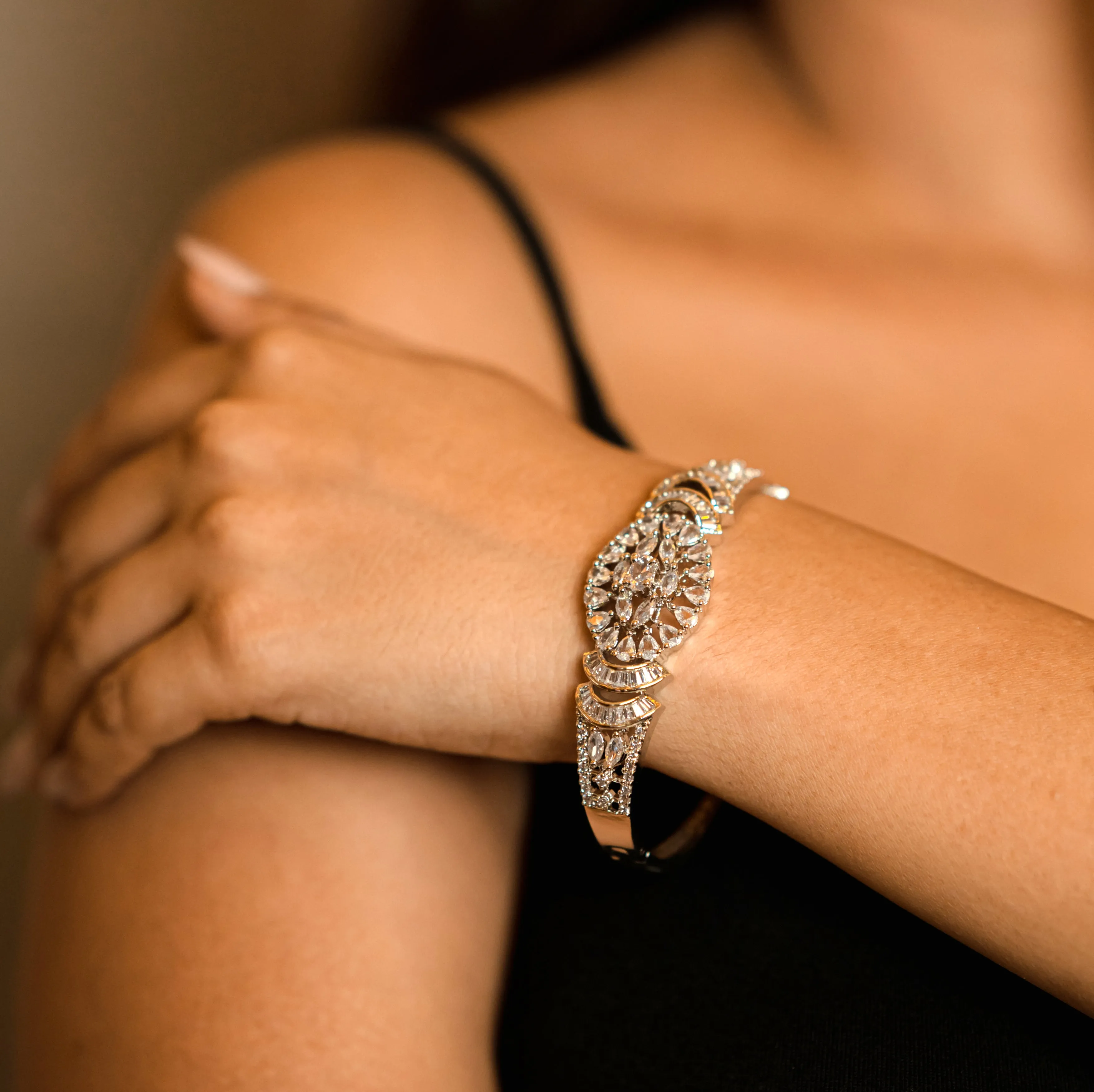 Graceful White Rose Gold Bracelet