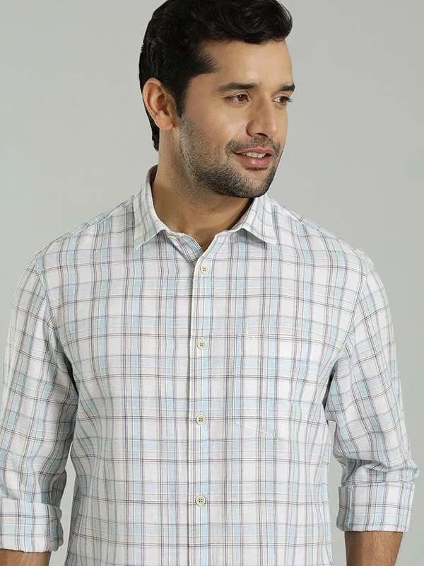 Men Checked Full Sleeve Cotton Blend Shirt