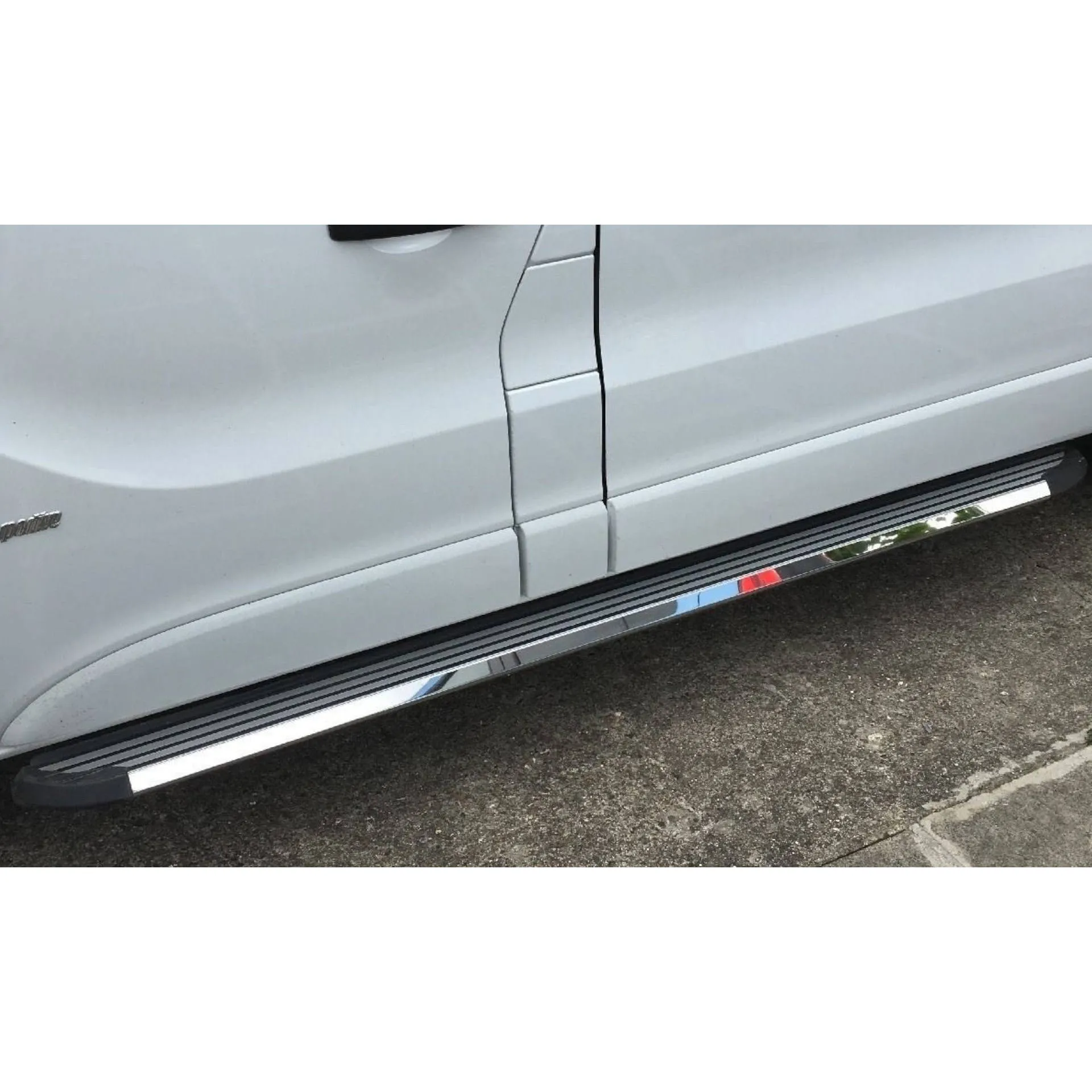 Stingray Side Steps Running Boards for Nissan NV300 SWB 2014 